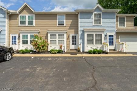 3294 Woodland Trail #C, Cortland, Ohio 44410, Estados Unidos