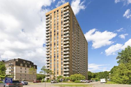 110  Rue du Château, Gatineau (Hull), Québec J9A 1T4, Canada