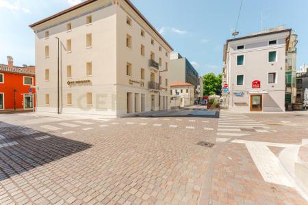 Via Giuseppe Mazzini, Pordenone, Friuli-Venezia Giulia 33170, Italy