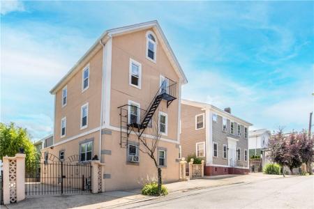 73 Trenton Street, Prrovidence, Rhode Island 02906, USA