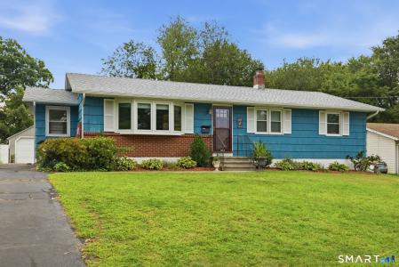 74 Live Oaks Road, Milford, Connecticut 06460, USA