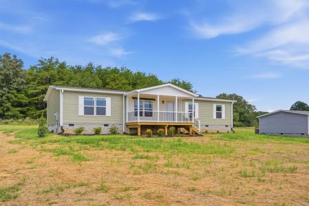 325 County Road 784A, Etowah, Tennessee 37331, USA