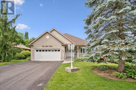 545 ATHOL STREET, Centre Wellington (fergus), Ontario N1M 3T6, Canada