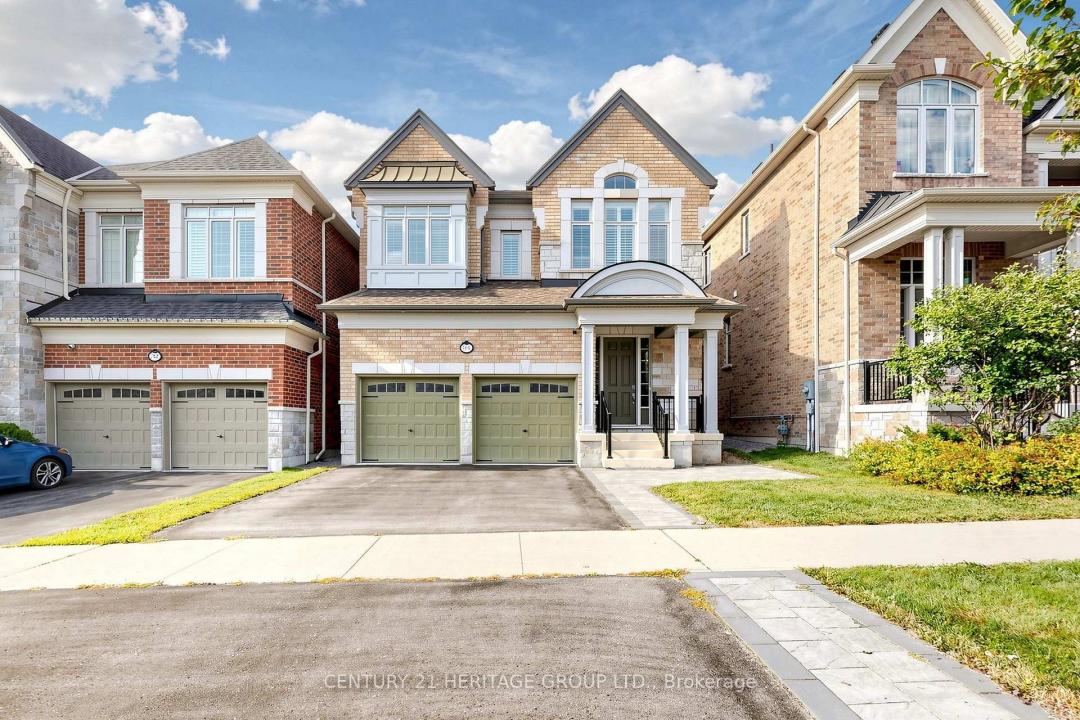 34 MICKLEFIELD AVENUE, Whitby, Ontario L1P 0C3, Canada