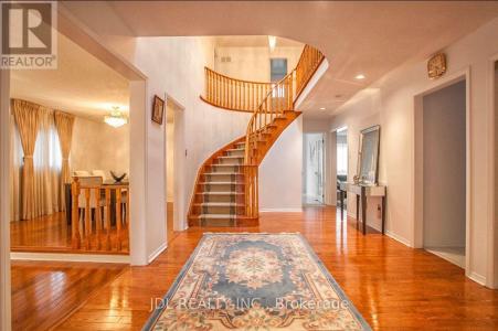 101 SUMMERDALE DR DRIVE, Markham (thornhill), أونتاريو L6T 6W3, كندا 