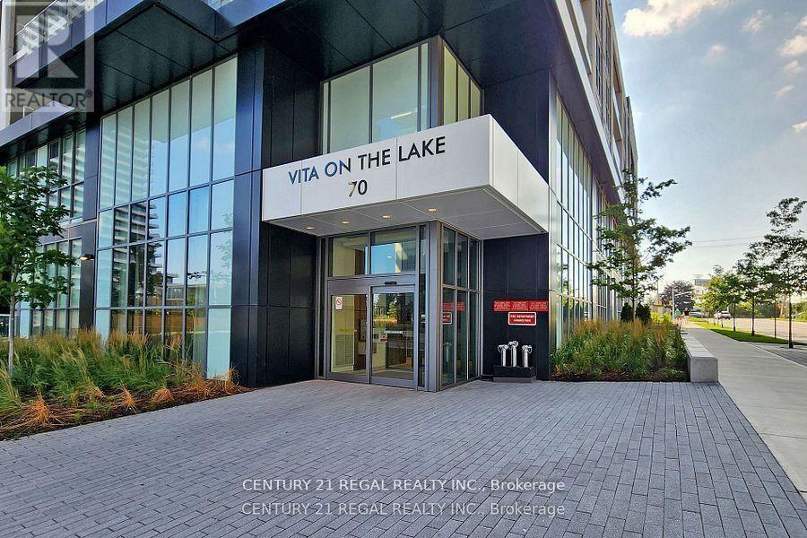 70 ANNIE CRAIG DRIVE, Toronto (mimico), Ontario M8V 0G2, Canada