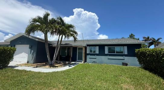 1023 SW 25th Place, Boynton Beach, Florida 33426, USA
