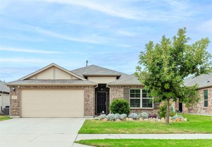 112 Plumed Thistle Drive, Fort Worth, Texas 76131, USA