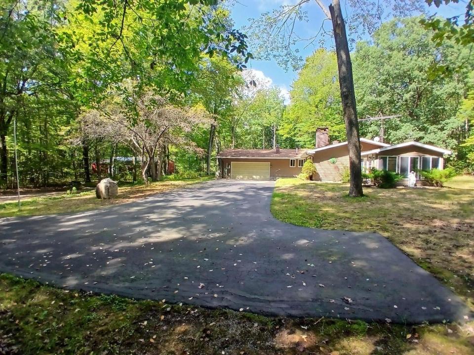 3175 S Tower Hill Road, Houghton Lake, Michigan 48629, Stati Uniti