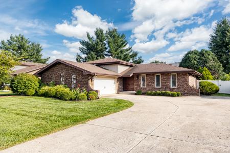 16W751 90th Street, Willowbrook, Illinois 60527, USA