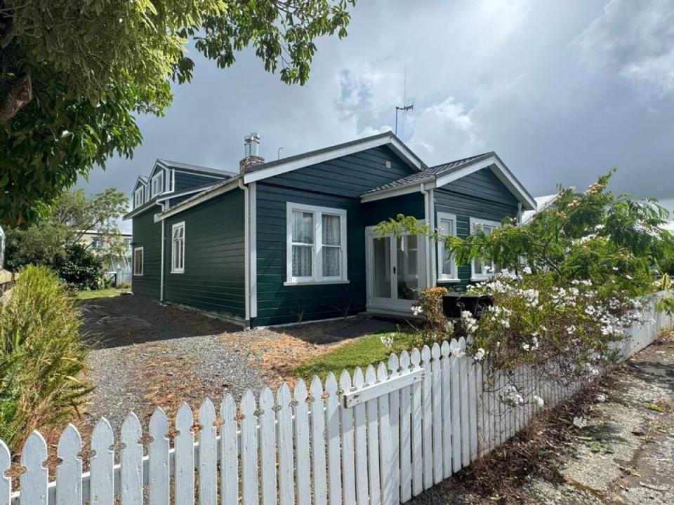 29 Dahlia Street, Palmerston North, Palmerston North City 4410, New Zealand