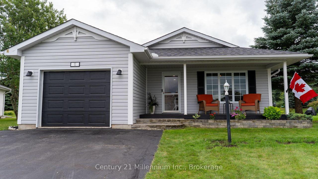 12 ILLINOIS CRESCENT, Wasaga Beach, 安大略省 L9Z 3A8, 加拿大