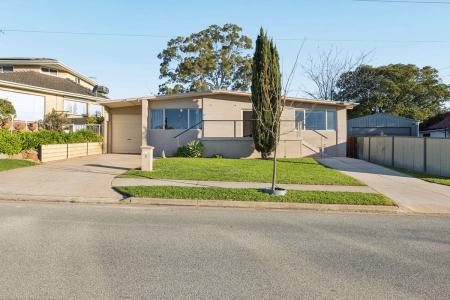 2 Gawler Street, Seaview Downs, SA 5049, Australia