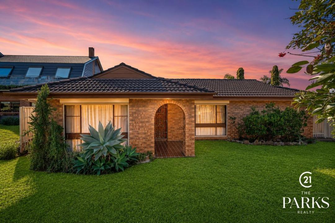 66 Tallowood Crescent, Bossley Park, NSW 2176, Australien