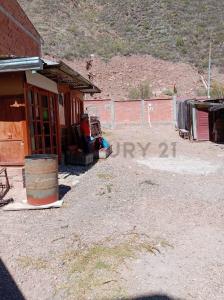 EX FONDO CARRERAS URBANIZACIÓN LAS FLORES FIORIS PADEL CLUB 11, Mecapaca, La Paz 00001, Bolivia