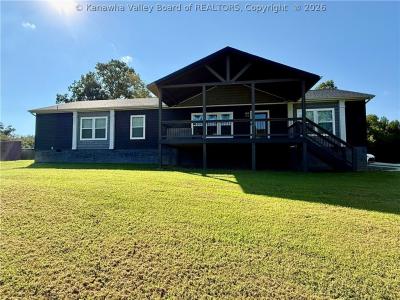 644 Pleasant Valley Road, Given, West Virginia 25245, USA