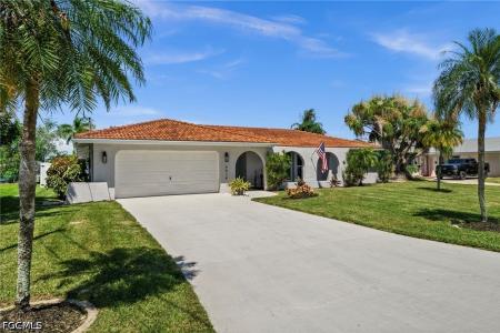 4914 Sorrento Court, Cape Coral, Florida 33904, USA