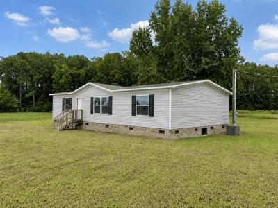 1112 Millers Rd., Mullins, South Carolina 29574, USA