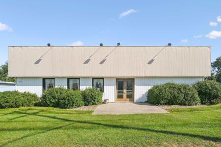 1730 E 1st Avenue, Newton, Iowa 50208, USA