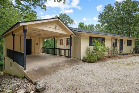 1 Boanna Drive, Cherokee Village, Arkansas 72529, USA