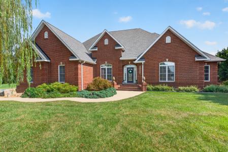 413 Settlers Trace, Tullahoma, Tennessee 37388, USA