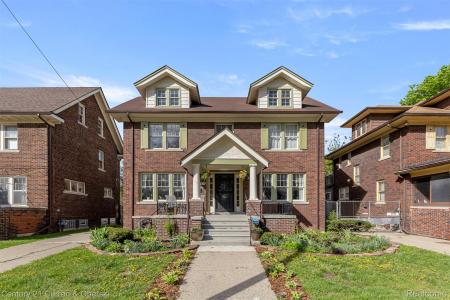 4815 Iroquois Street, Detroit, Michigan 48214, USA