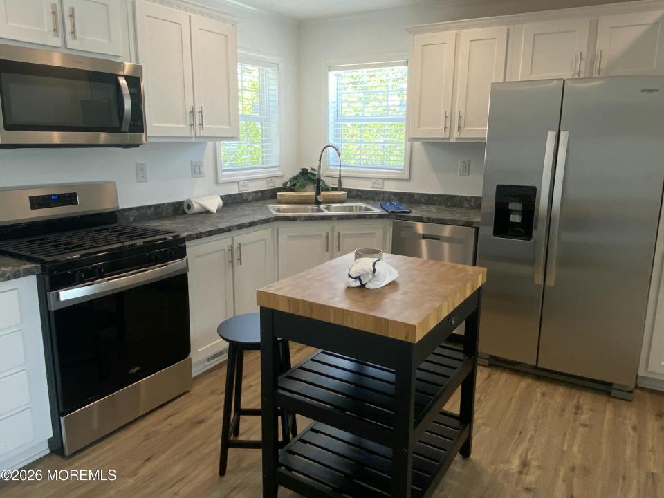 18 Maple Tree Court, Manahawkin, New Jersey 08050, États-Unis