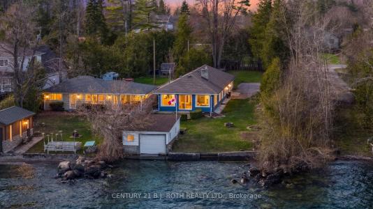 49 LAKESHORE ROAD E, Oro-Medonte-, Ontario L0L 2E0, Canada
