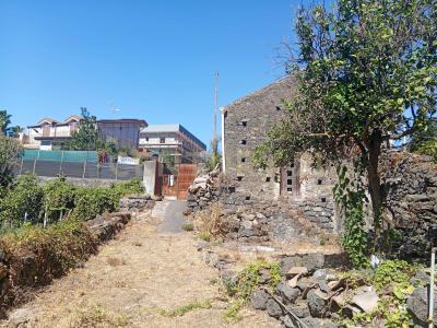 Via Maugeri, Valverde, Sicilia 95028, Itália
