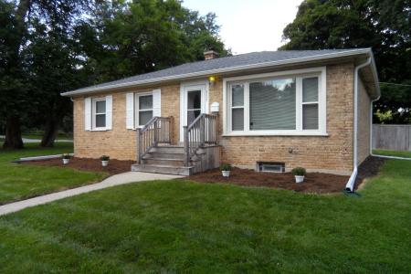 325 Lorraine Road, Wheaton, Illinois 60187, USA