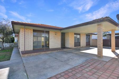 32 Albert Morris Avenue, Broken Hill, NSW 2880, Avustralya