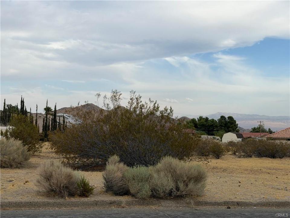 0 Iwa, Apple Valley, California 92307