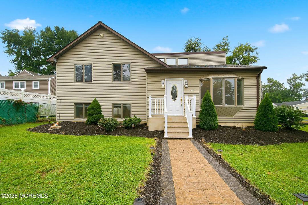 897 Brookside Avenue, Keyport, New Jersey 07735