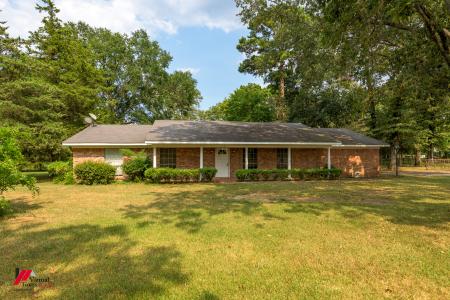 335 Woodland Park, Stonewall, Louisiana 71078, USA