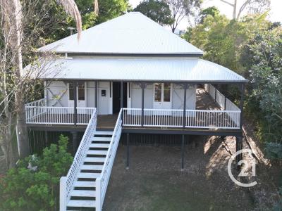 82 Pine Street, North Ipswich, QLD 4305, Australia