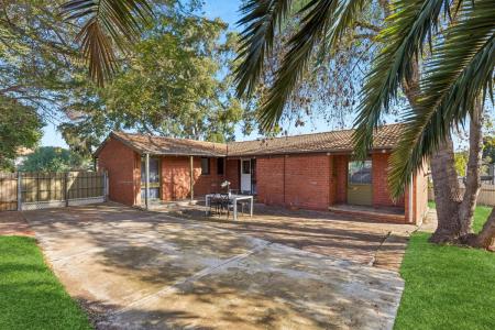 32 Glynville Drive, Hackham West, SA 5163, Australia