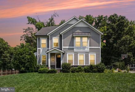 9203-A Forest Haven Drive, Alexandria, Virginia 22309, USA