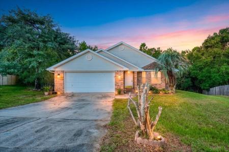 5327 Whitney Court, Crestview, Florida 32536, USA