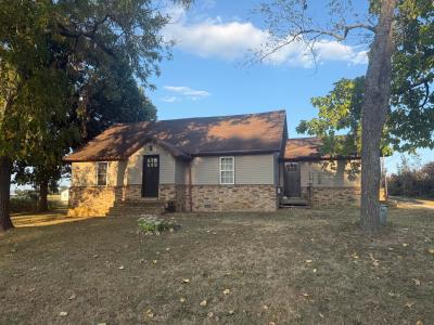 1964 Morris Road, Mountain Grove, Missouri 65711, États-Unis