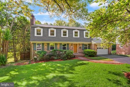 3728 Prince William Drive, Fairfax, Virginia 22031, USA