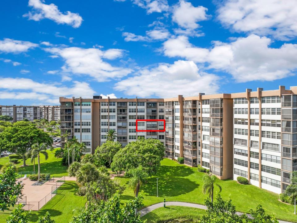 1200 Saint Charles Place unit: 509, Pembroke Pines, Floride 33026, États-Unis