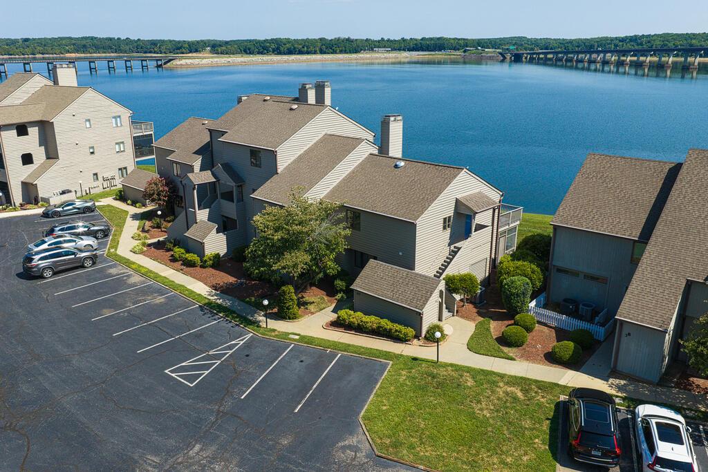 41 The Moorings, Clarksville, Virginia 23927, USA