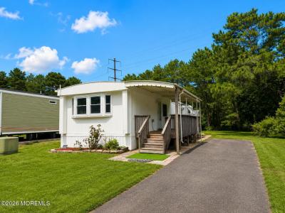 199 Mockingbird Way, Whiting, New Jersey 08759, USA