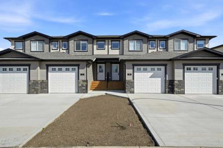 69 WILLOW ROAD, Blackfalds, Alberta T4M 0J2, Canada