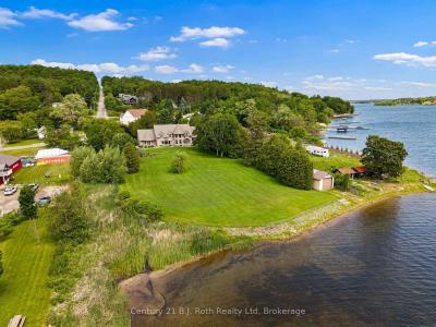 339 CHAMPLAIN ROAD, Penetanguishene, Ontario L9M 1S3, Canada