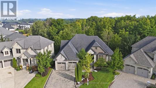 561 EAGLETRACE DRIVE, London North (north R), Ontario N6G 0E8, Canada