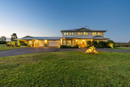35 Bonnie View Court, Kurwongbah, QLD 4503, Australia