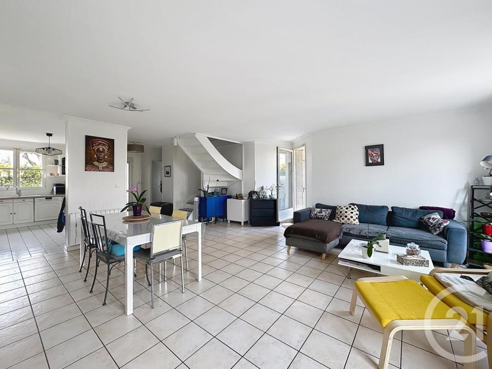 Fresnes, Île-de-France 94260, France