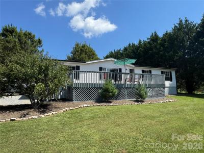 51 Little Hungry Road, Hendersonville, Caroline Du Nord 28792, États-Unis