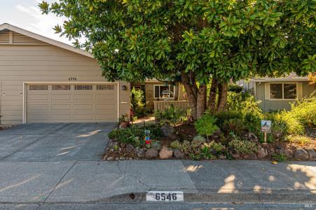 6546 Meadowridge Dr, Santa Rosa, California 95409, USA